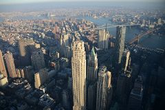 23 New York East River, Manhattan Bridge, 30 Park Place, Woolworth Building, New York by Gehry, Brooklyn Bridge From One World Trade Center Observatory Late Afternoon.jpg